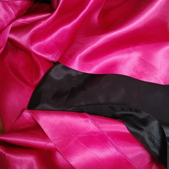 Marilyn Monroe Look Fuschia Satin Strapless Dress XS-S - Picture 11 of 11